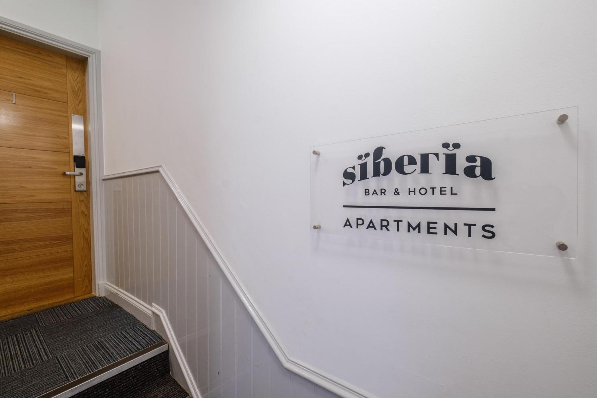 Siberia Bar & Hotel Абердин Екстер'єр фото